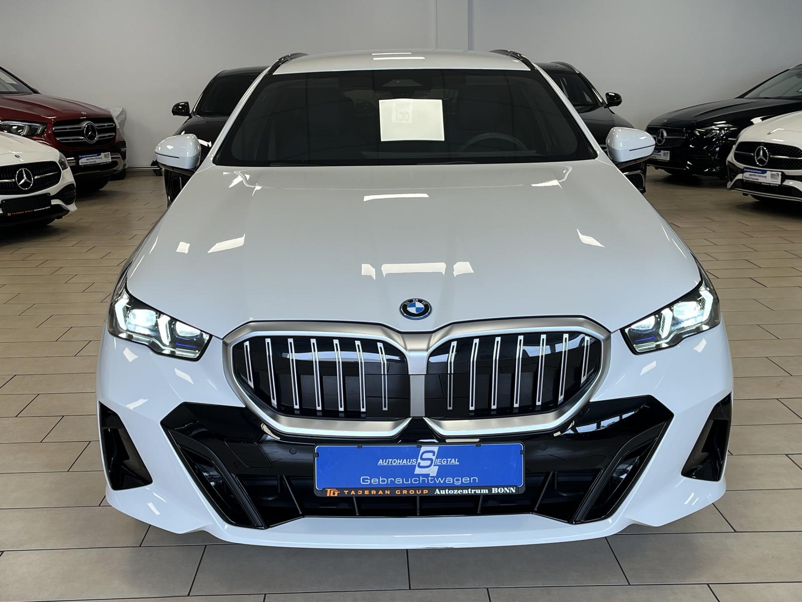 BMW 530 e M Sport*AHK*Leder*R-Cam*Harman-Kardon*ACC*
