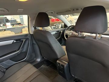 Volkswagen Passat Variant Trendline *2. Hand*Klima*SHZ*MP3*