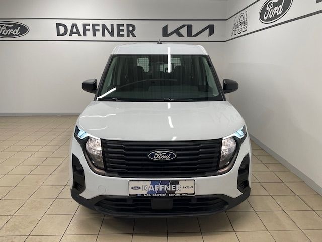 Fahrzeugabbildung Ford Transit Courier Trend Doppelkabine Apple CarPlay