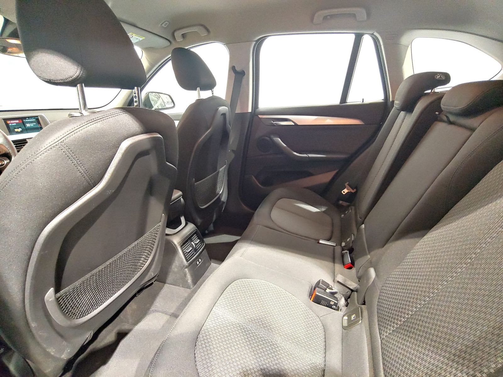 BMW X1 sDrive18i Parkassistent/PDC/Shz/Tempomat foto 6