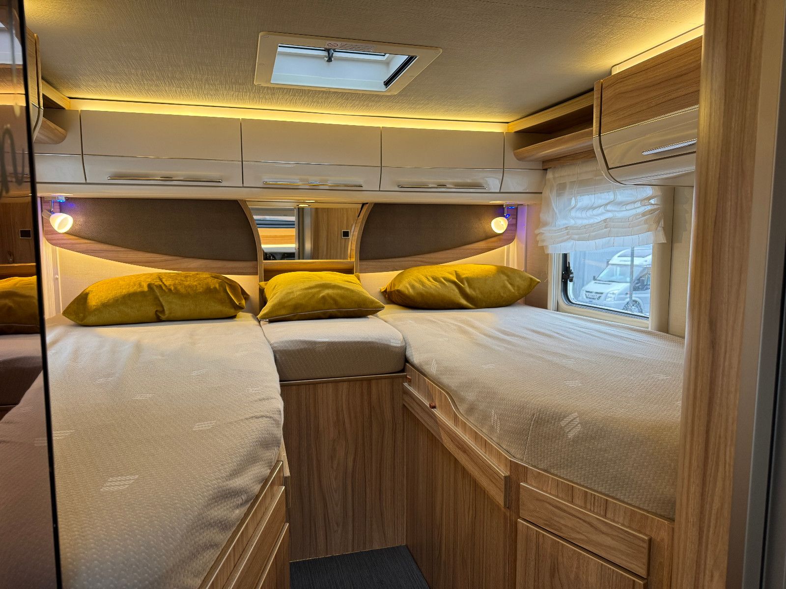 Fahrzeugabbildung HYMER / ERIBA / HYMERCAR ML-T 570 60 EDITION MB SPRINTER 316 CDI 7GT SHZD