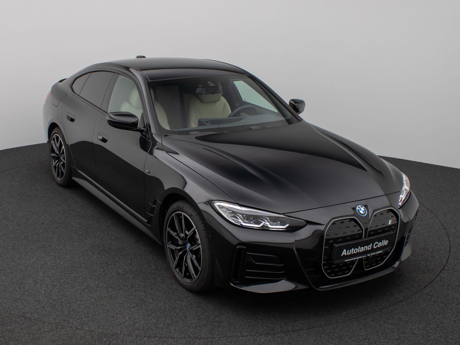 Fahrzeugabbildung BMW i4 eD40 Gran Coupè M Sport Kamera DAB H/K 19Zoll