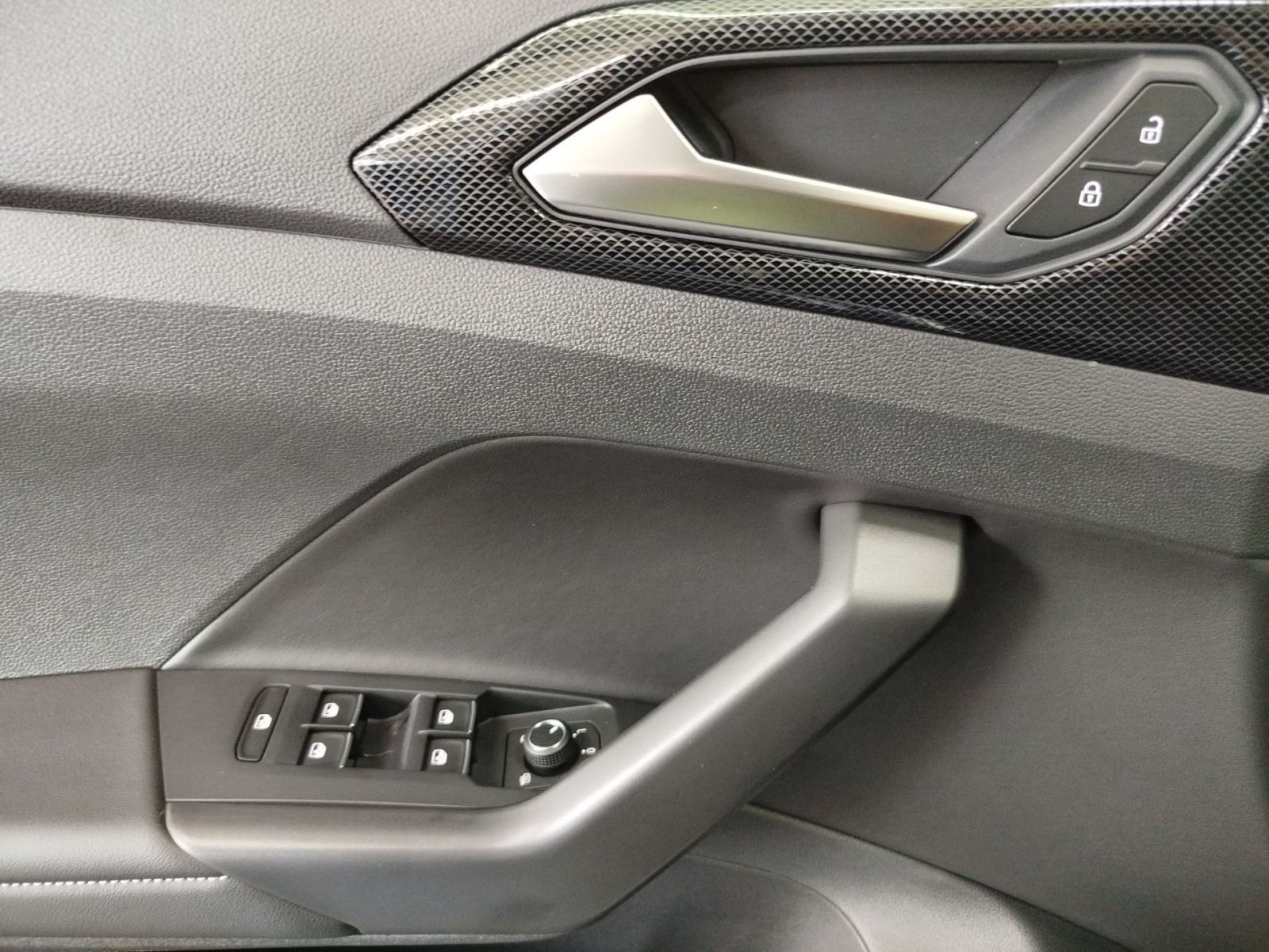 Volkswagen T-Cross - Bild 7