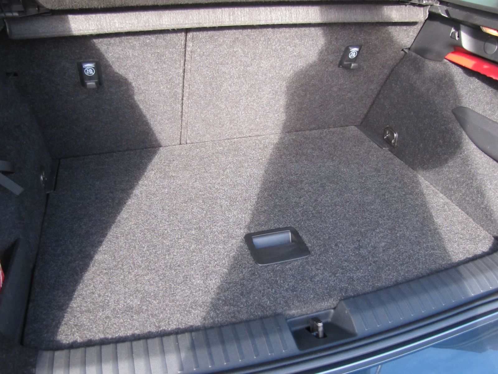 Fahrzeugabbildung SKODA Kamiq 1.5 TSI DSG Clever, Anhängerkupplung