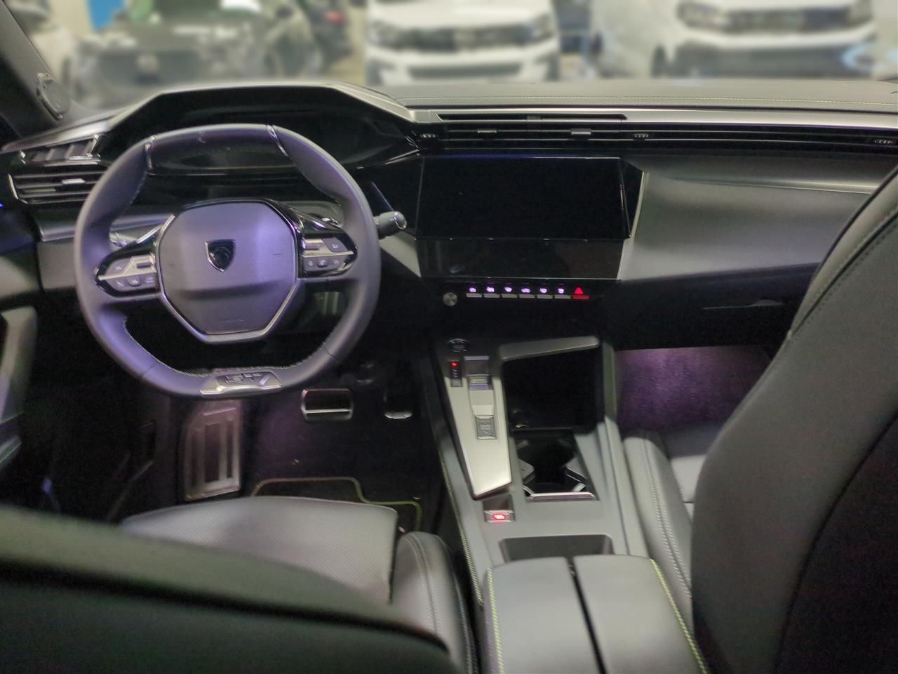 Fahrzeugabbildung Peugeot 408 GT 1.6 Plug-In Hybrid 225 e-EAT8