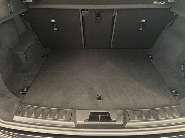 Fahrzeugabbildung Land Rover Range Rover Evoque D180 S AWD mit AHK & TFT