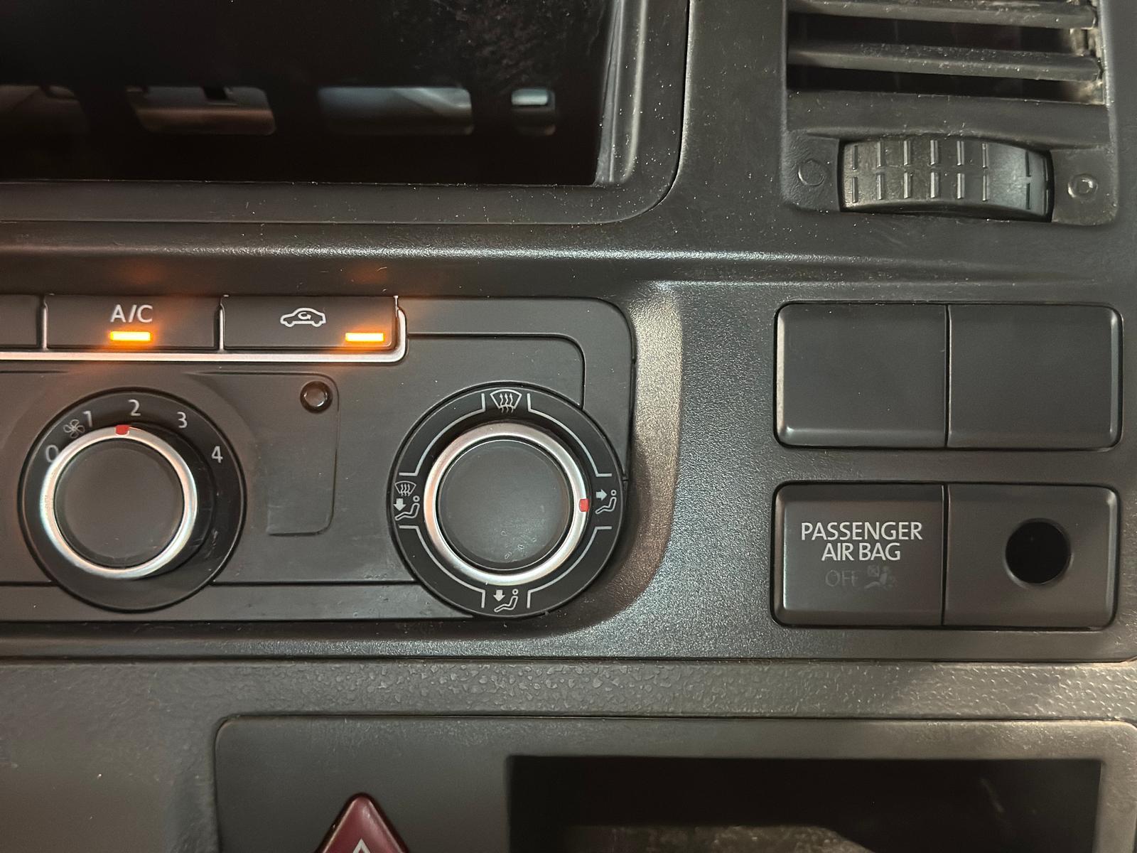 Volkswagen T5 WIDDER 4MOTION KURZ SEIKEL ROCKTON BUNDESWEHR