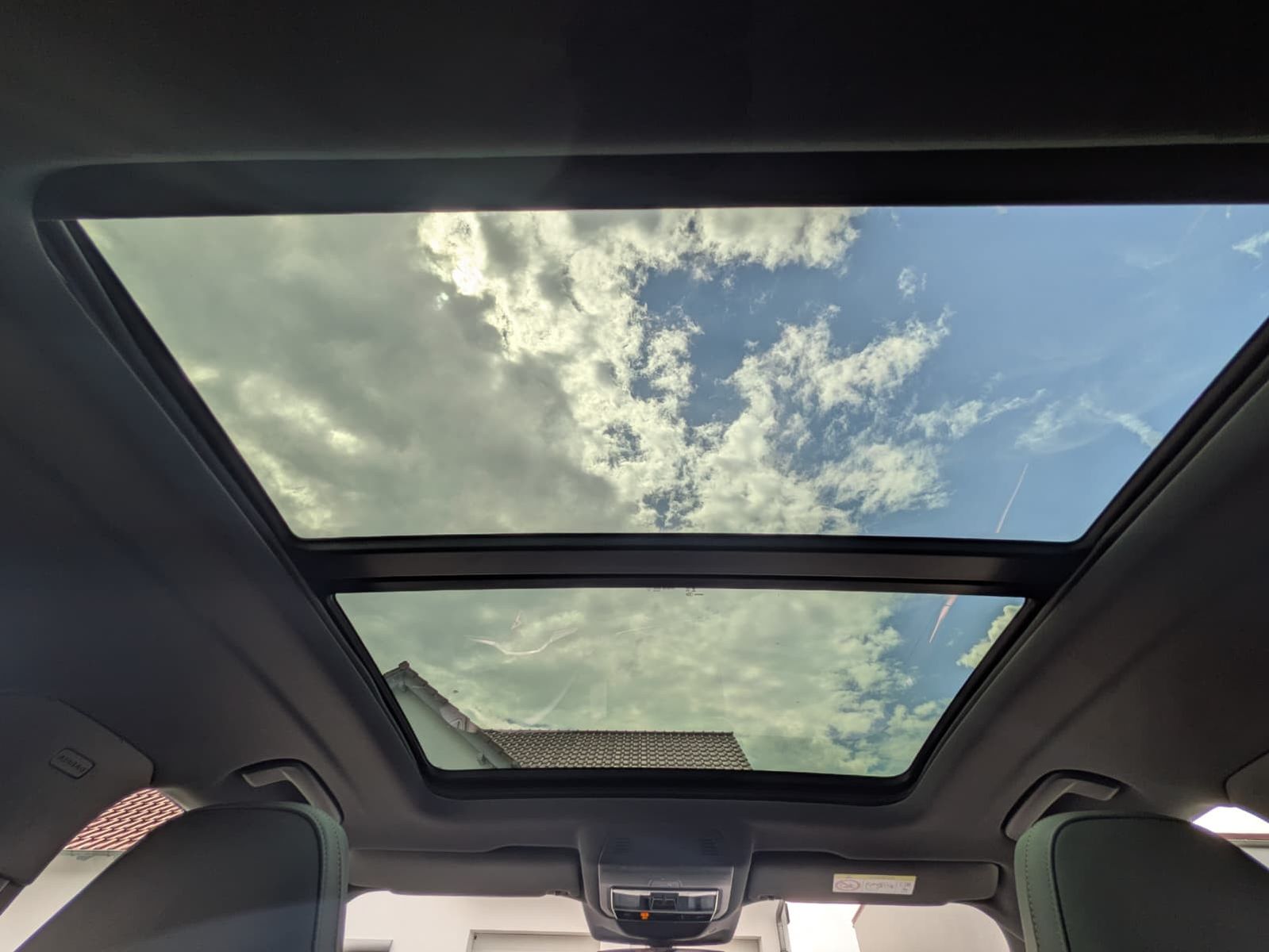 Fahrzeugabbildung CUPRA Terramar 2.0 TSI 4D VZ HUD*MATRIX*PANO*DCC*20"