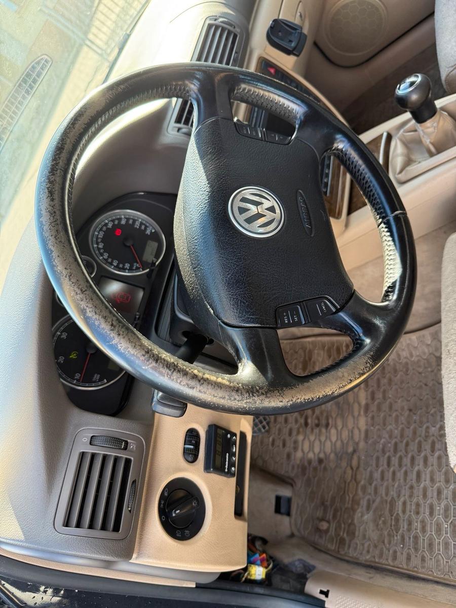 Volkswagen Passat 2004 — photo 12