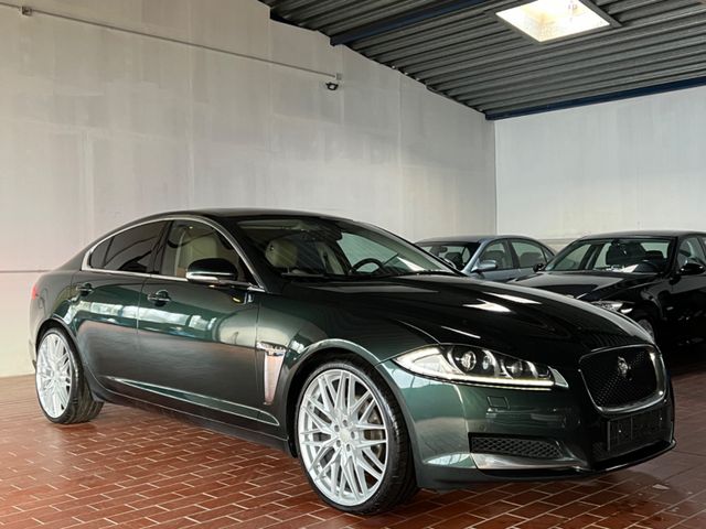 Jaguar XF 3.0 V6 Diesel Luxury 21" Felgen