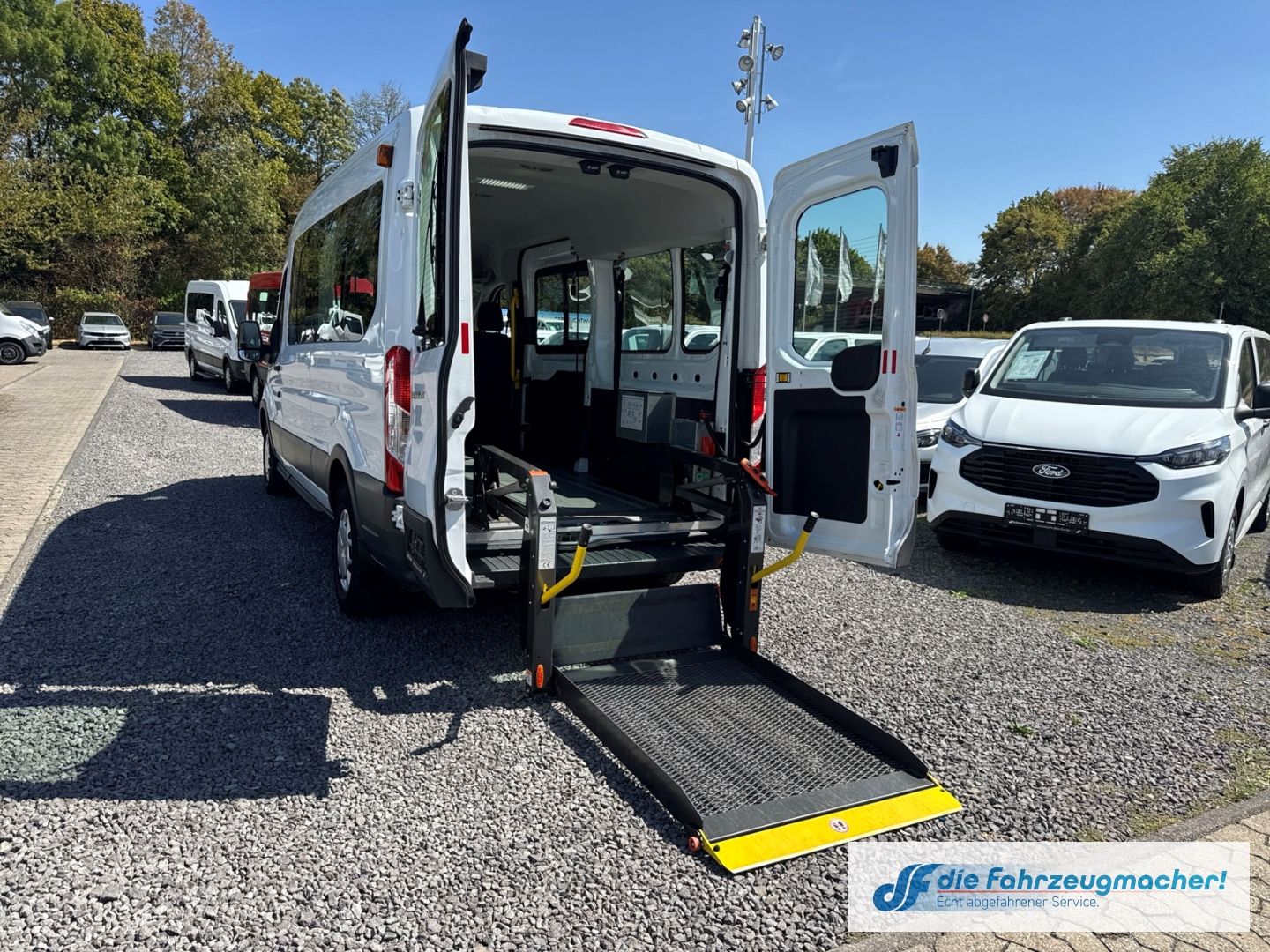 Fahrzeugabbildung Ford Transit Kombi 350 L3 Trend 2.2 TDCi DPF *1571 *K