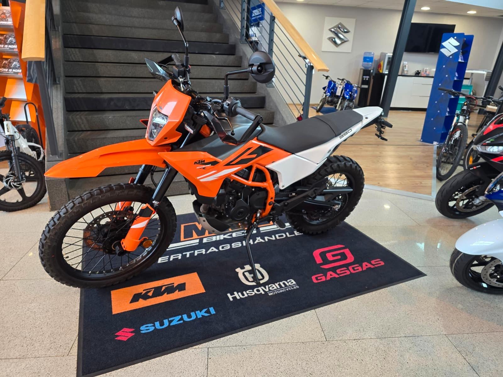 KTM 390 Enduro R inkl. Akrapovice und Quickshifter