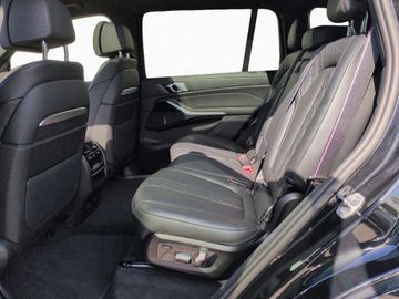 BMW X7 - 12