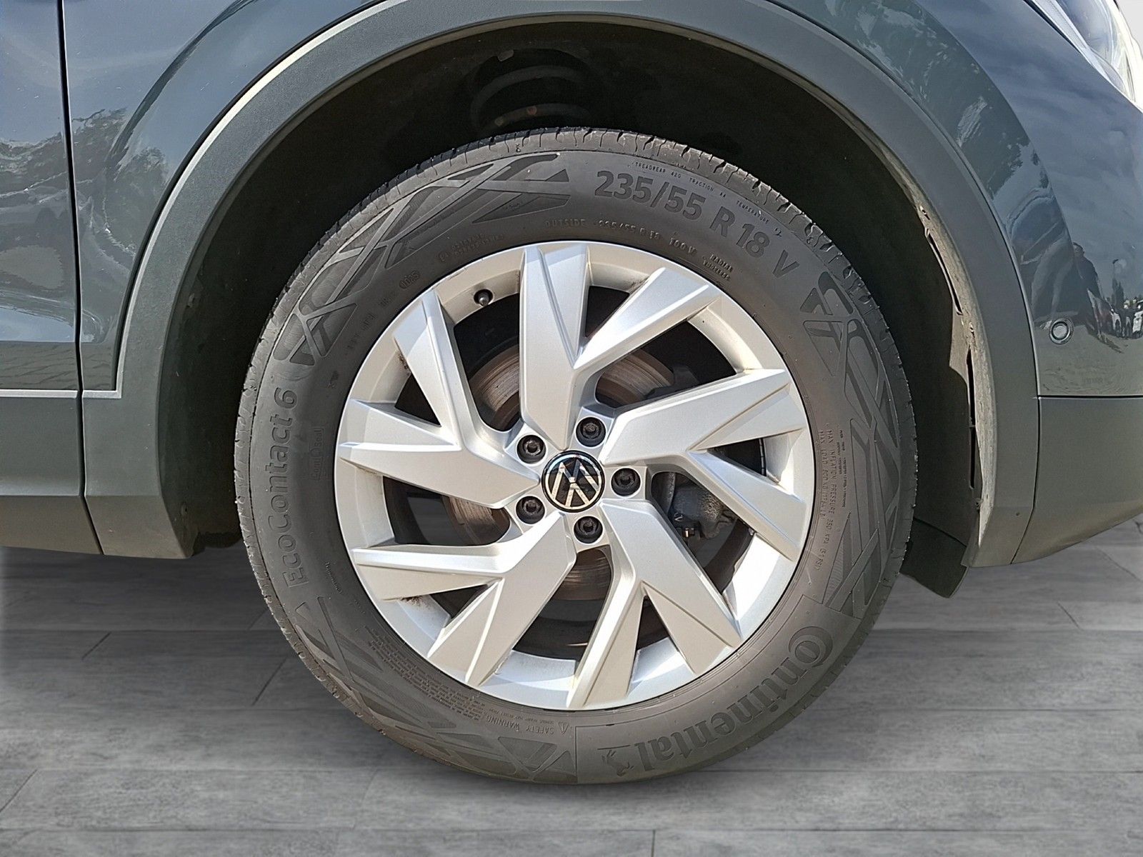 Fahrzeugabbildung Volkswagen Tiguan TDI Life DSG 4M LED AHK Navi ACC Park-Ass