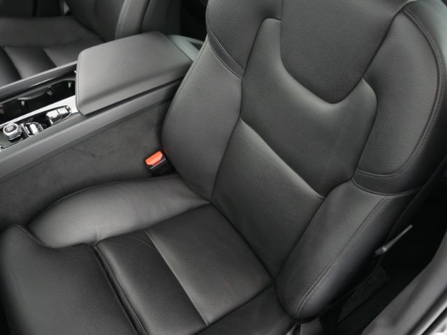 V60 KOMBI INSCRIPTION D AT+AHK+NAVI+LED-SCHEINWE