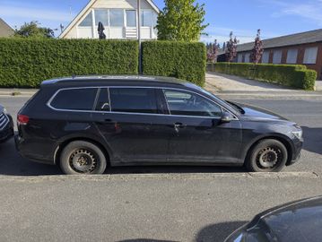 Volkswagen Passat - 5