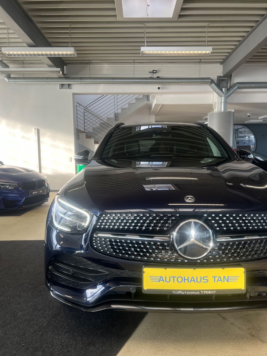 Fahrzeugabbildung Mercedes-Benz GLC 200 4Matic AMG LINE Night Pkaet *1.HAND*
