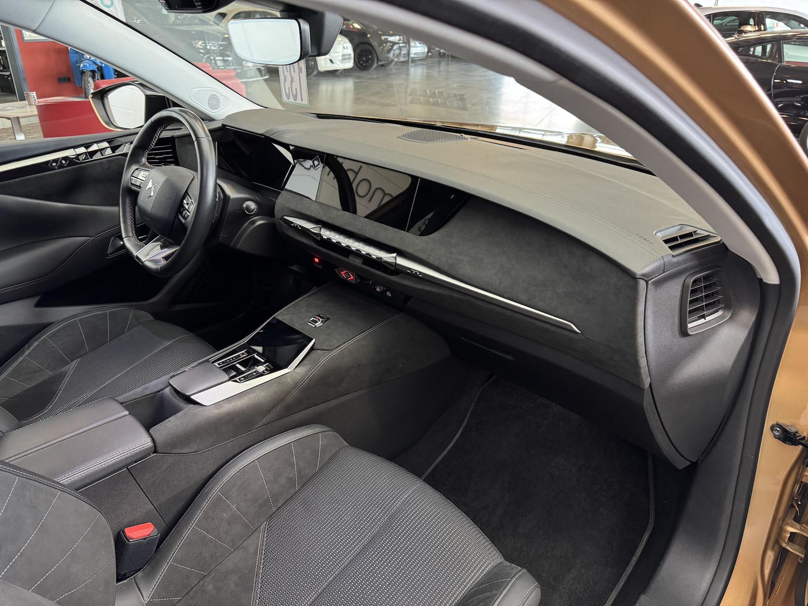 DS Automobiles 4 E-Tense 225 Performance Line+ 1.Hand