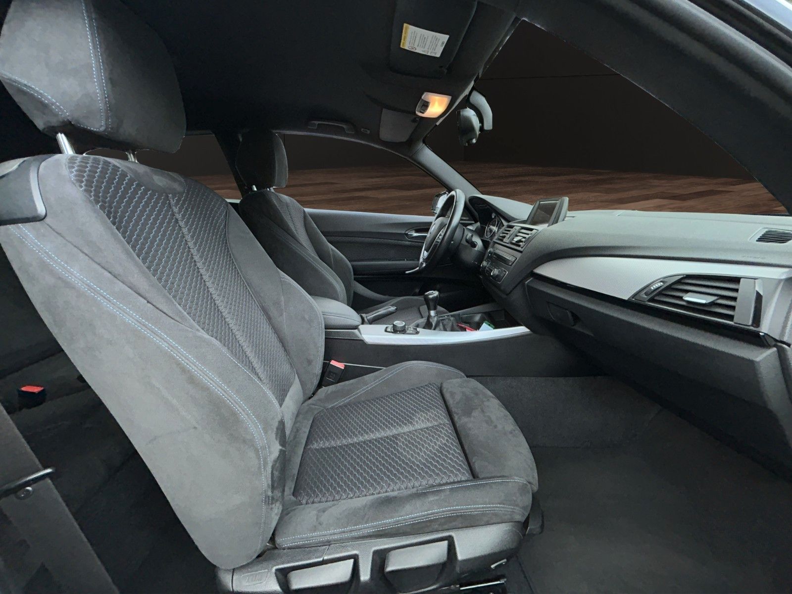 Fahrzeugabbildung BMW 116  3-trg. M Sport Paket