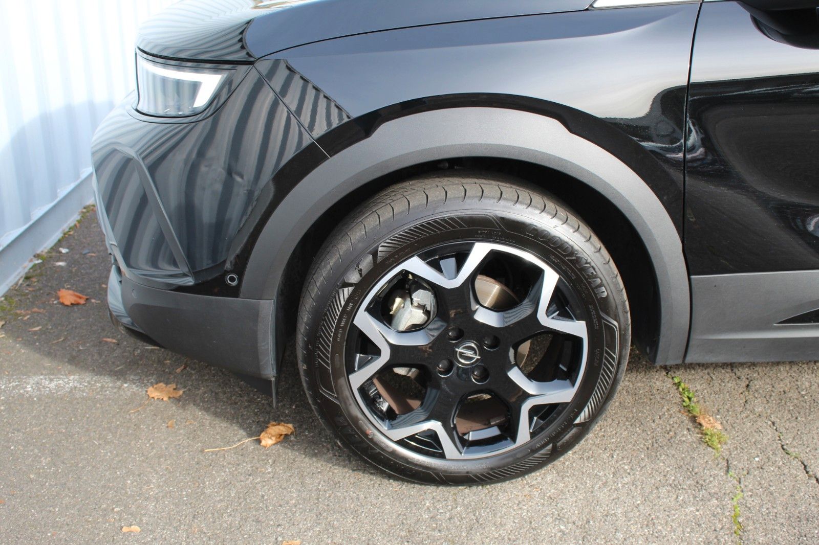 Fahrzeugabbildung Opel Mokka Ultimate*Black-Line*SHZ*LHZ*Navi*RFK