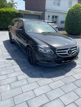 Mercedes-Benz E 250 BlueTEC 4MATIC T AVANTGARDE Autom. AVA... - Mercedes-Benz E 250 in Oberhausen