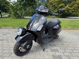 Vespa GTS / GTV 300 bellezza nera, LED, Keyless go - VESPA GTV 300
