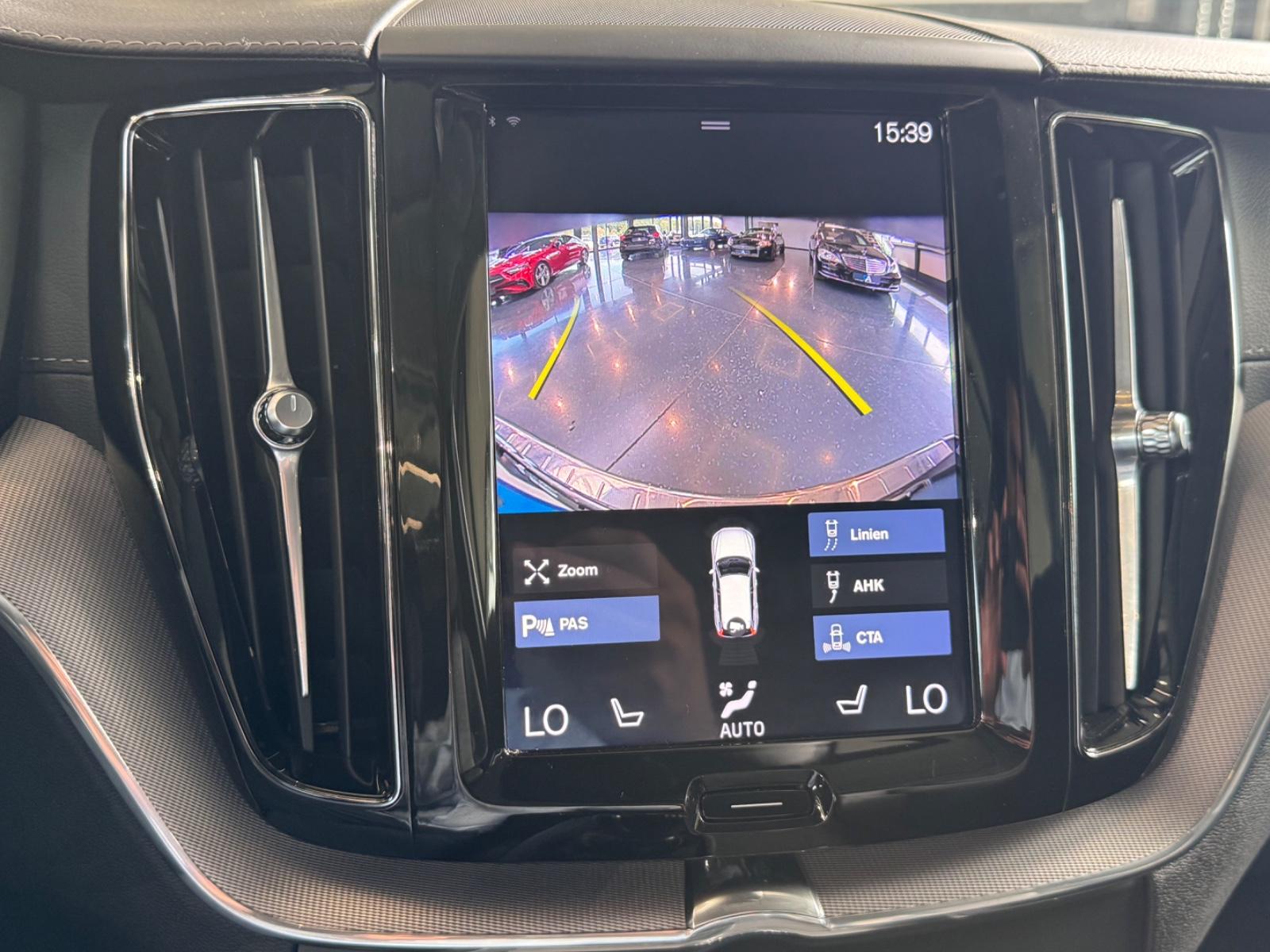 Volvo XC 60 Inscription 2WD*DIGITAL*LED*LEDER*MEMORY*