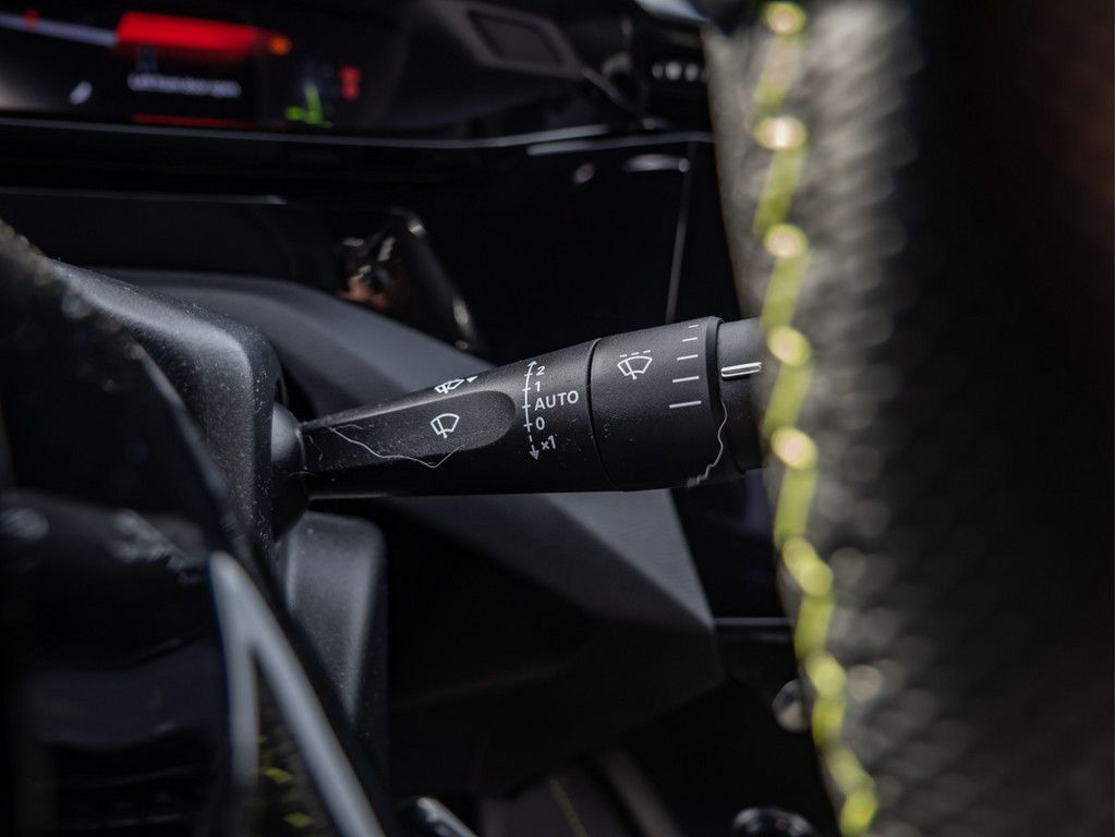 Peugeot 308 - Bild 18