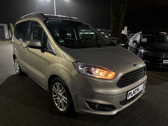 Ford Tourneo Courier  Titanium