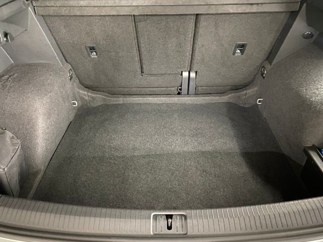 Tiguan R-Line 1.5 TSI DSG NAVI+SHZ+LED+EPH