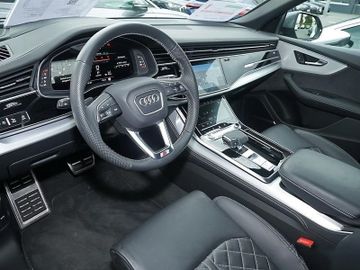 Audi Q8 - 5