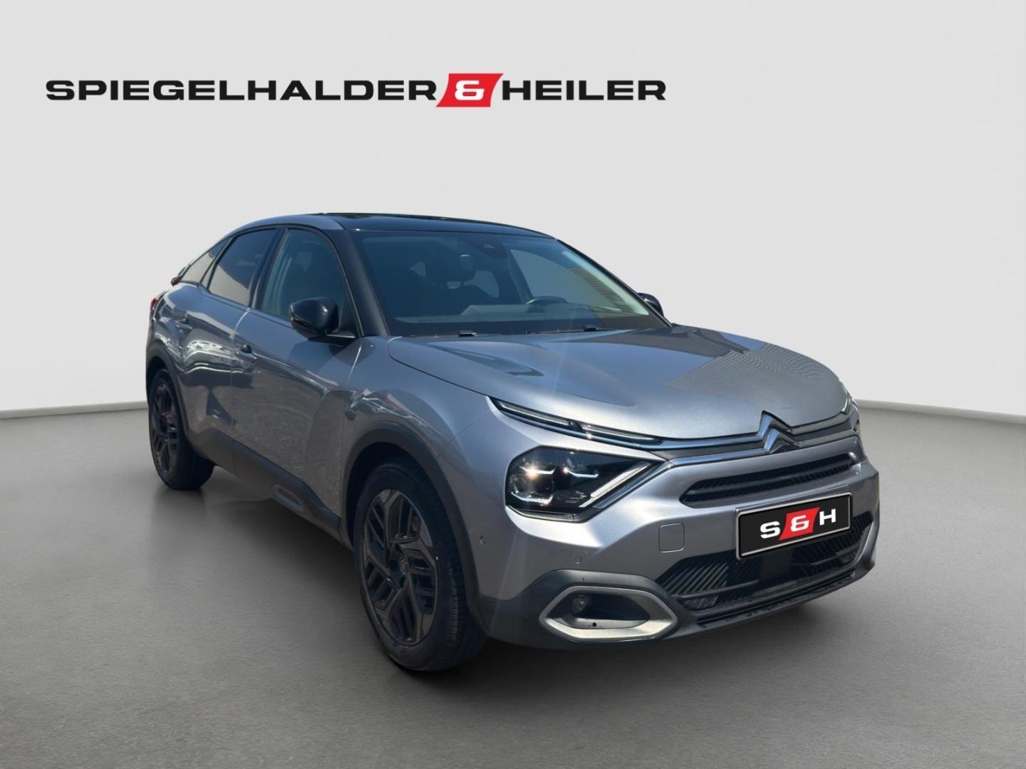 Citroën C4 PureTech 130 Stop & Start Shine 8 Fach Bereif