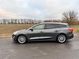 Ford Focus Titanium  Autom. LED AHK Modell 2019 - Ford Model t Gebrauchtwagen
