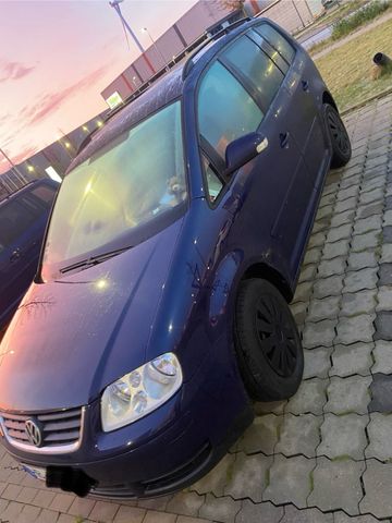 Volkswagen VW Turan 7 sitzer, Benziner Automatik ,vol...