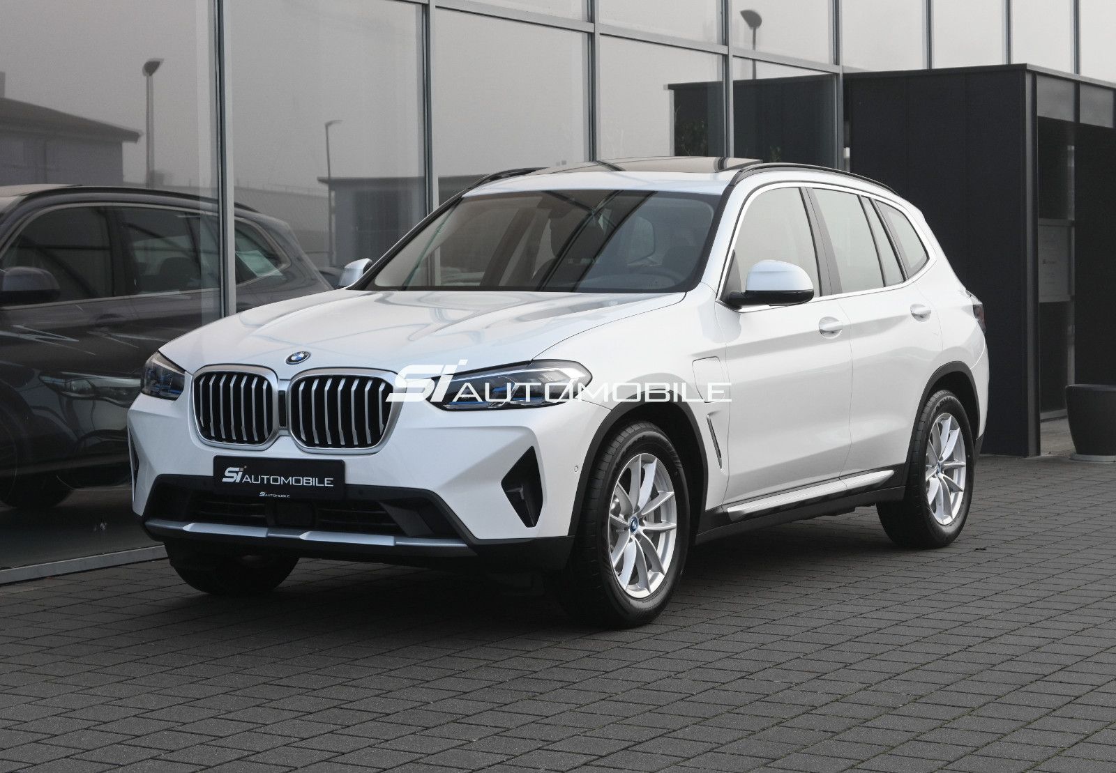 Fahrzeugabbildung BMW X3 xDr.30e °ACC°AHK°PANO°MEMORY°ECHT-LEDER°H/K°