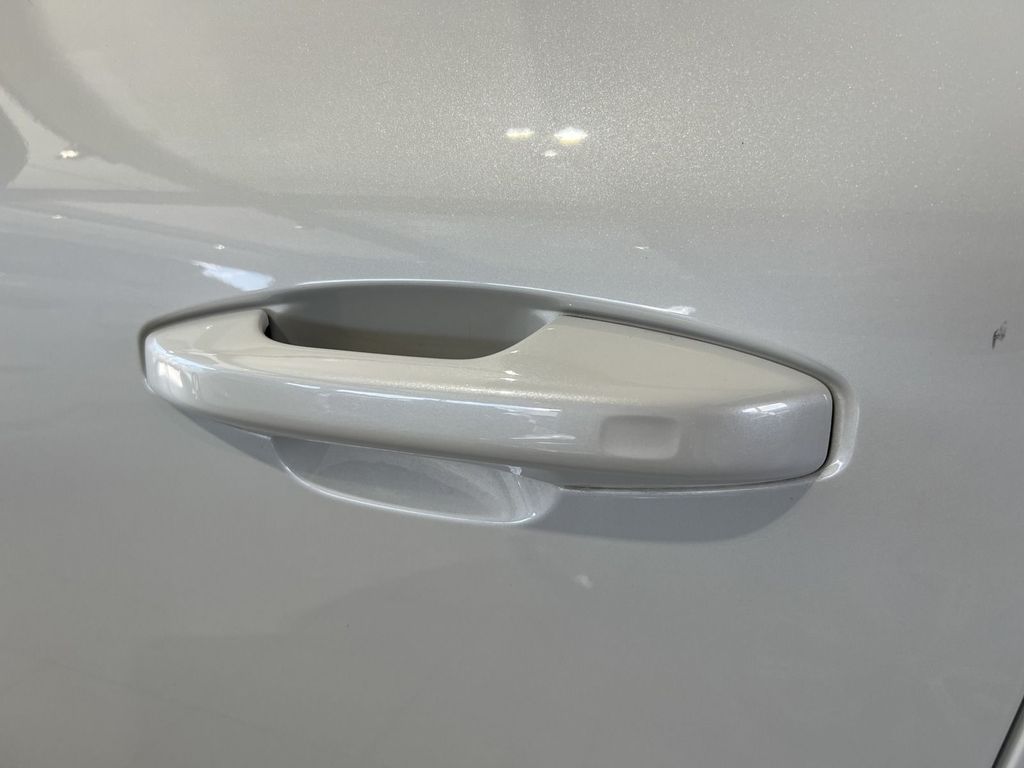 Volvo XC40 T5 R-Design Expression Recharge ACC BLIS