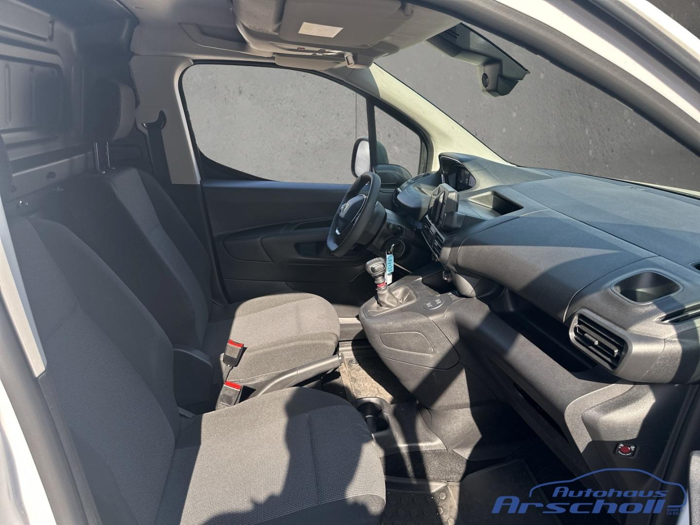 Peugeot Partner L1H1 M Digitales Cockpit Fernlichtass. V