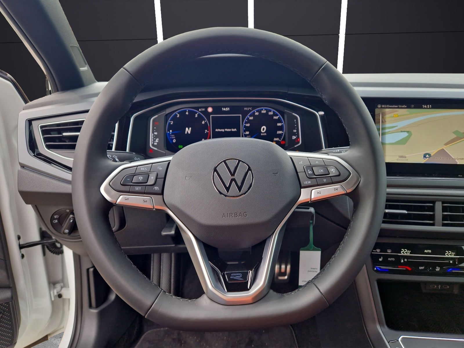 Fahrzeugabbildung Volkswagen Taigo R-line DSG Matrix Navi AID ACC RFK SH LM