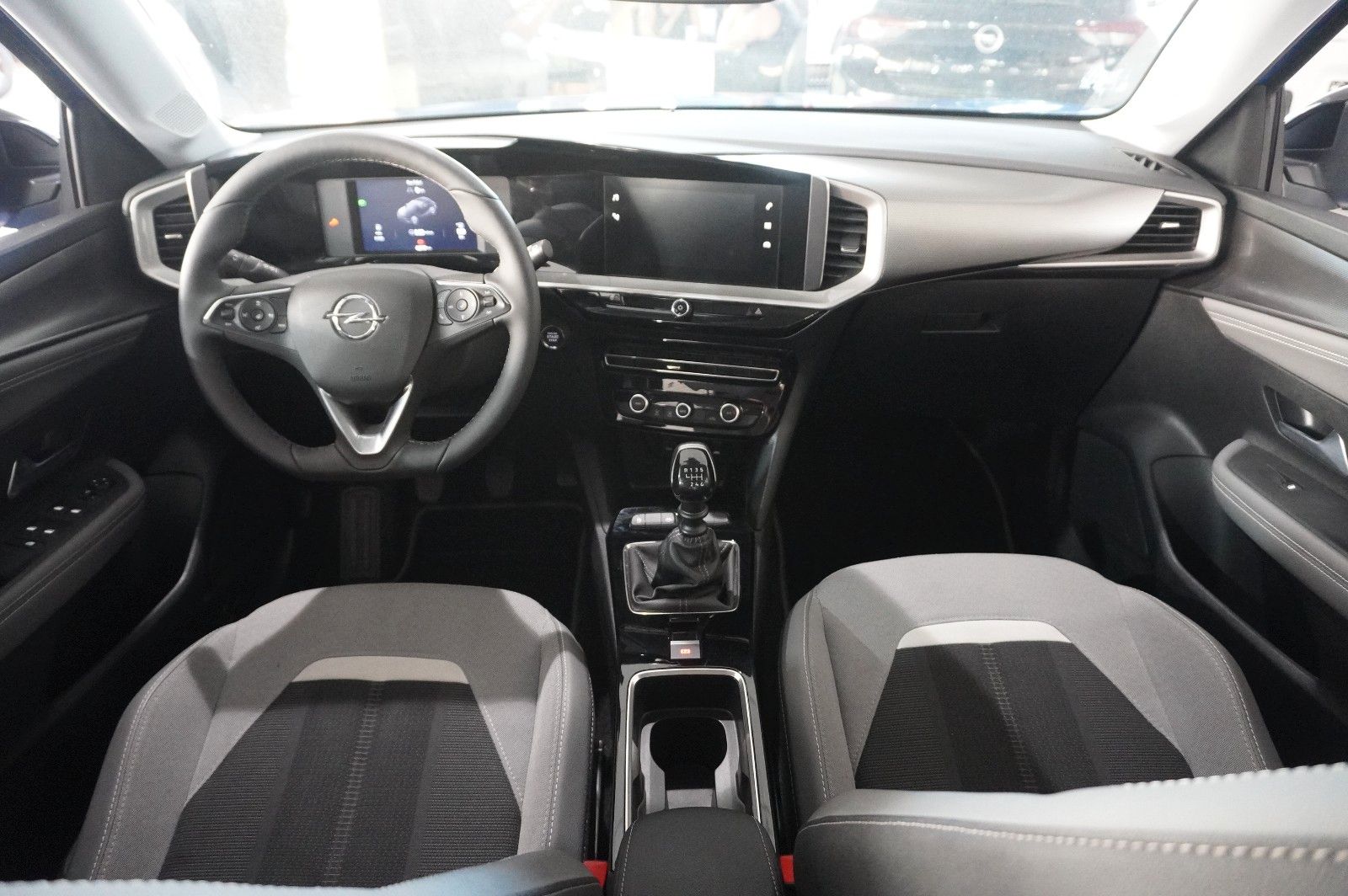 Fahrzeugabbildung Opel Mokka ELEGANCE 1.2T NAVI/LED/KAMERA/SPORT/SH/DAB