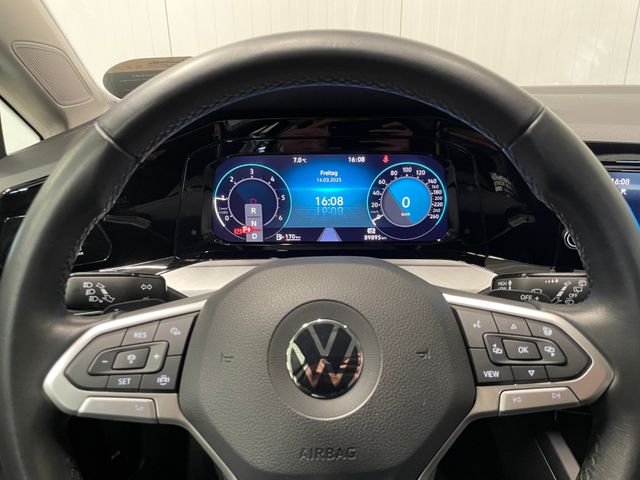 Golf VIII Variant Life 2.0 TDI DSG LED SHZ