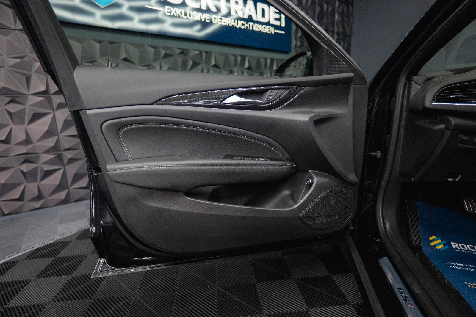 Fahrzeugabbildung Opel Insignia B Sports Tourer GSi 4x4 *ACC*LED*HU*DAB