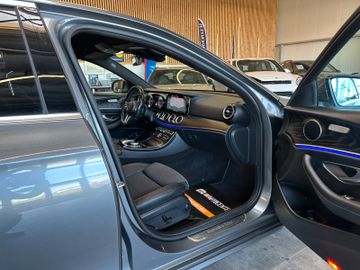 MYAUTOCENTER – Gebraucht- und Jahreswagen mit Werkstattservice in Pfaffenhofen Mercedes-Benz E 220 E Limousine *AVANTGARDE*KAM*HUD*AHK*PDC*