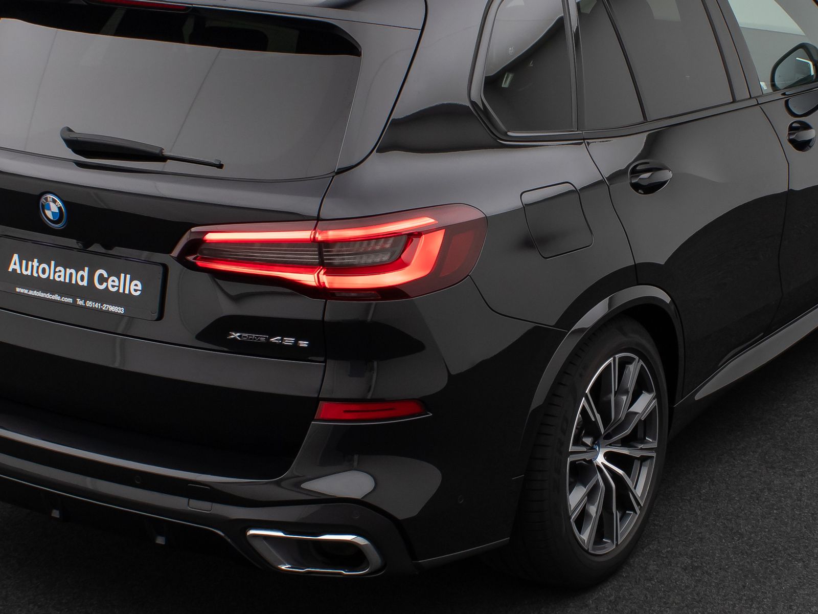 Fahrzeugabbildung BMW X5 xD45e M Sport 360° HUD DAB ACC AHK 20Zoll