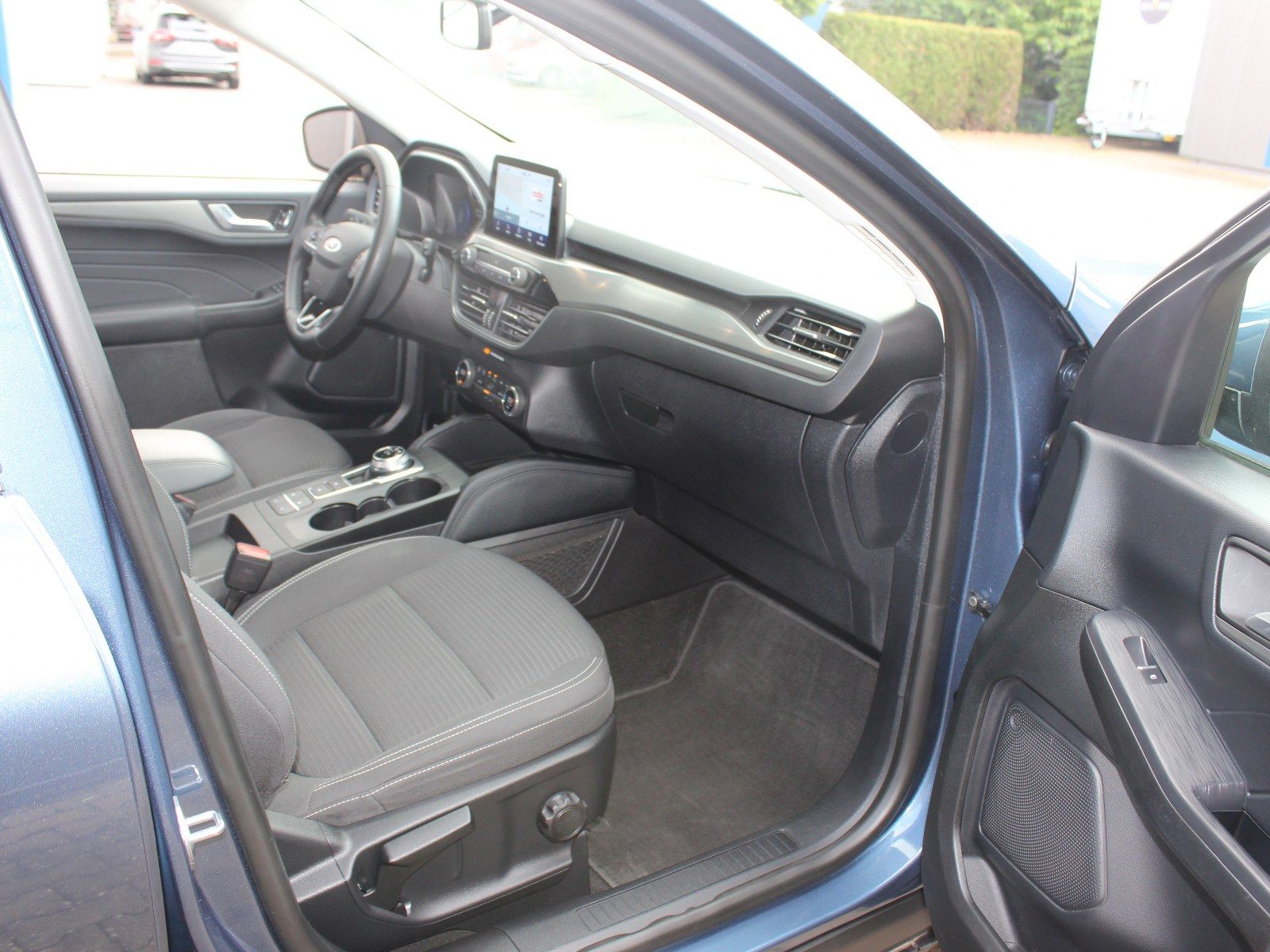 Fahrzeugabbildung Ford Kuga Plug-In Hybrid Titanium 2,5 Duratec