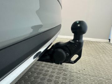 Fahrzeugbestand 31 Skoda Karoq Sportline 1.5 Matrix+AHK+Panodach+Kamera
