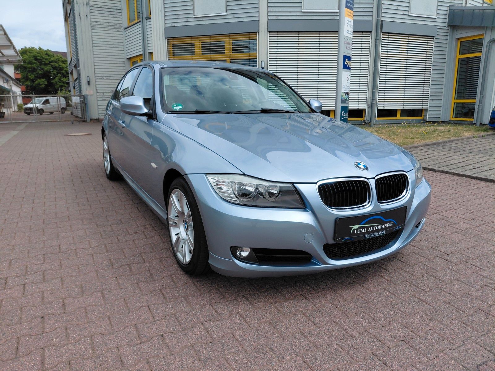 BMW 318 - 1