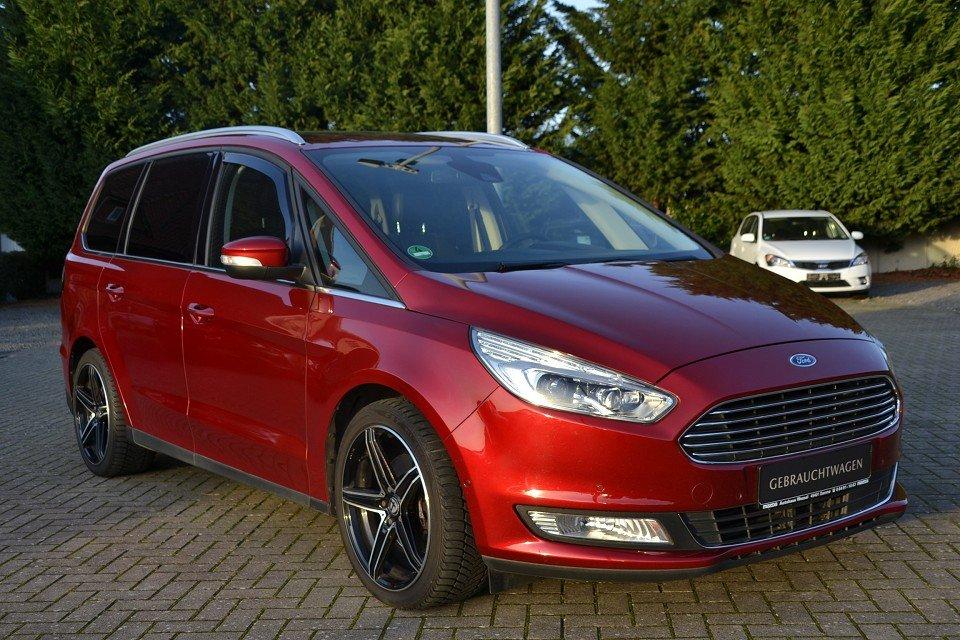 Ford Galaxy 2.0 TDCi Titanium 7 Sitzplätze, AHK, 19
