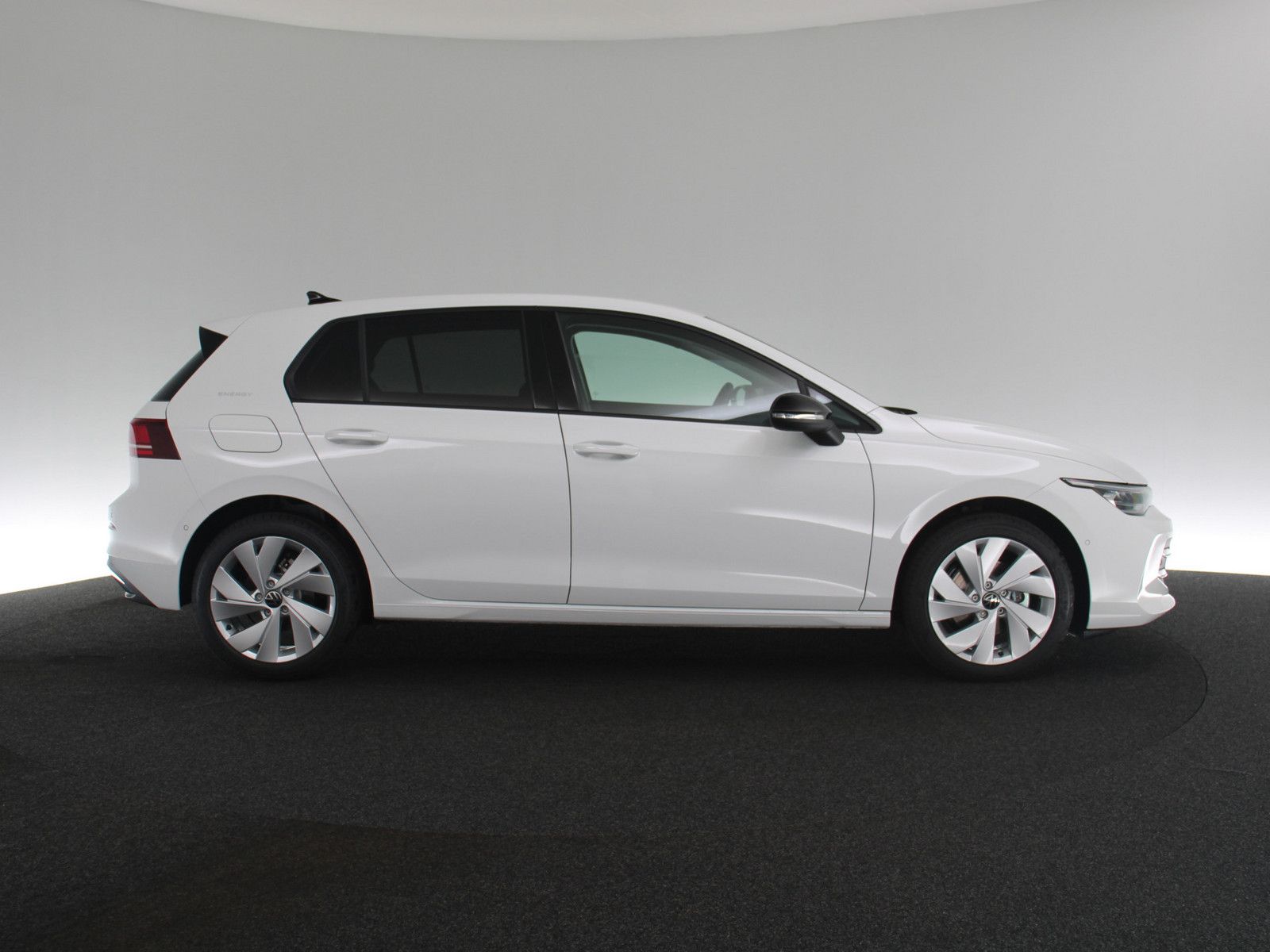 Volkswagen Golf VIII 1.5 eTSI Energy LED ACC NAVI KAMERA foto 25