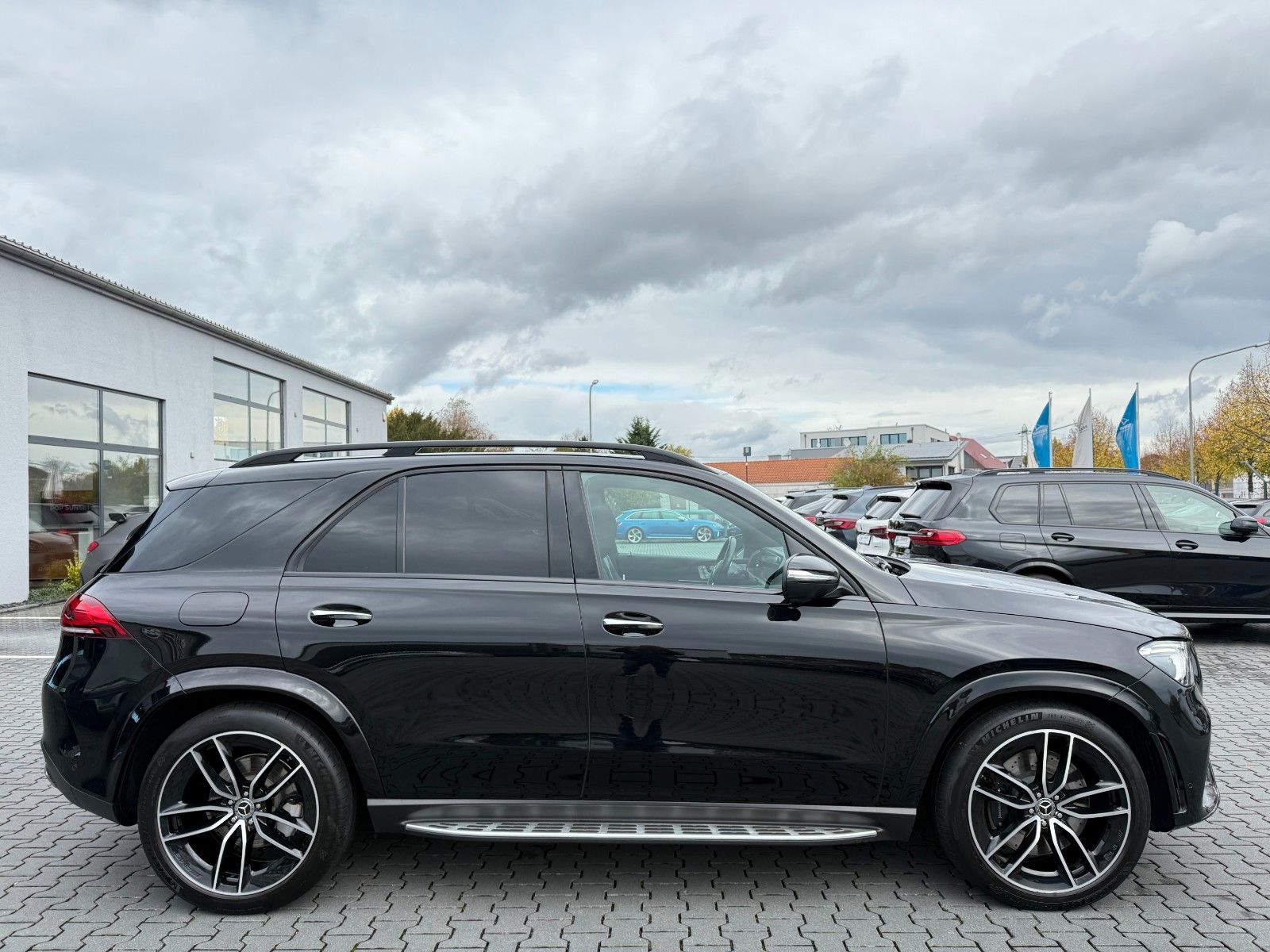 Mercedes-Benz GLE580 4M AMG EXCLUSIVE 360 HUD ACC AHK LED DAB foto 5