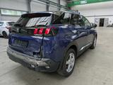 Peugeot 3008 1.2 PureTech Allure LED PDC KLIMA - Peugeot Unfallwagen